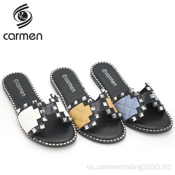 2021 Sandalias de mujer Zapatillas coloridas de Eva con plataforma